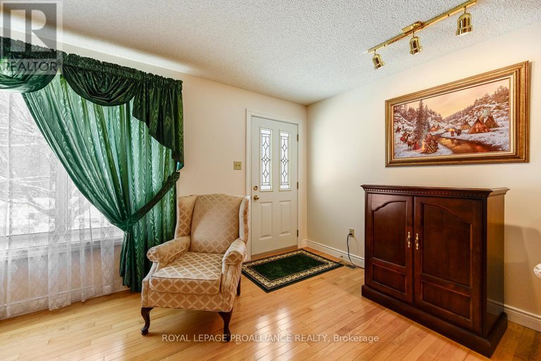 29265247/6324-cty-rd-15-road/augusta-twp/augusta/ontario/K6V5T2_3