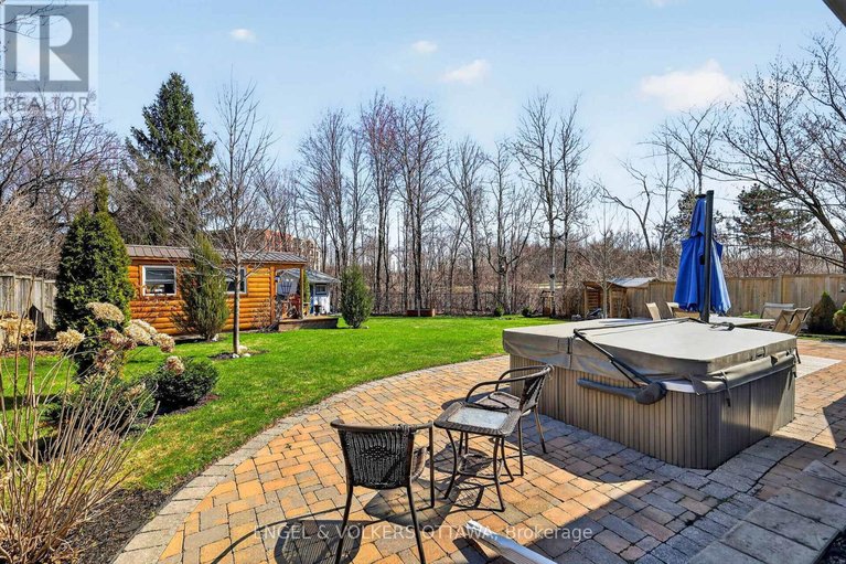 29641181/425-tanager-bay/chatelaine-village/ottawa/ontario/K1E2Z7_38