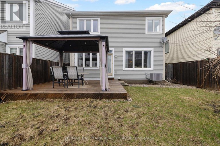 29611797/529-dundonald-drive/half-moon-bay/ottawa/ontario/K2J5X1_29