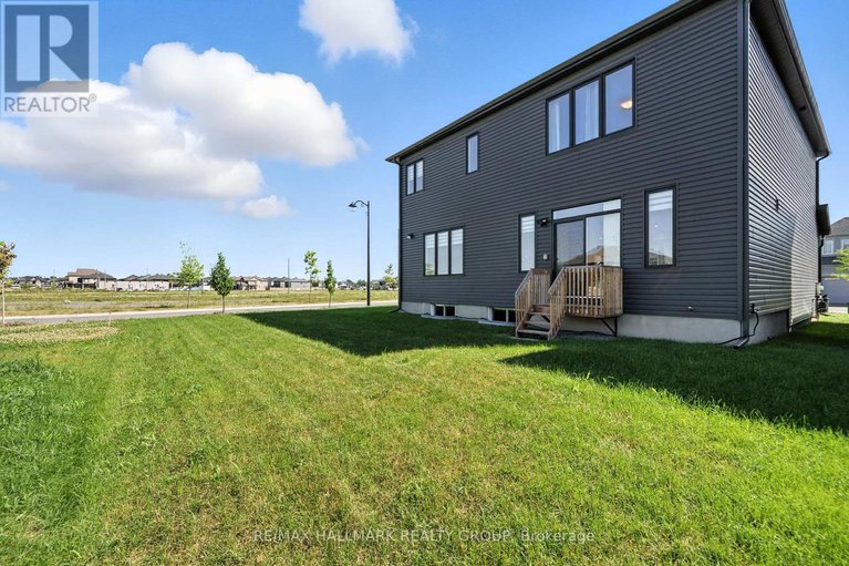 28632471/547-anchor-circle/mahogany-community/ottawa/ontario/K4M0N4_38