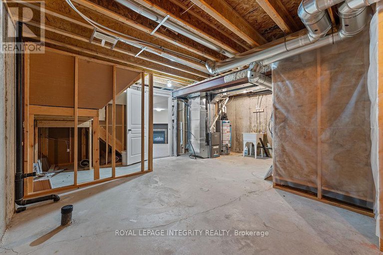 28584279/203-kingswell-street/leitrim/ottawa/ontario/K1T0L1_33