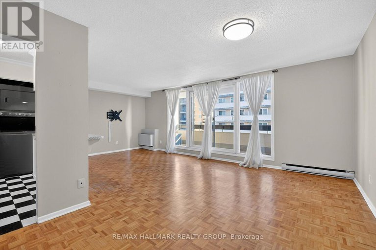 29424745/705-141-somerset-street-w/ottawa-centregolden-triangle/ottawa/ontario/K2P2H1_9