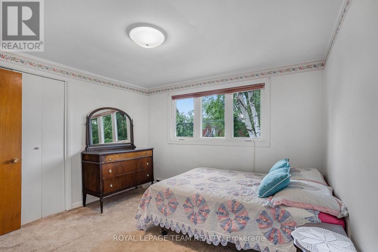 28480333/1166-castle-hill-crescent/copeland-park/ottawa/ontario/K2C2A8_26