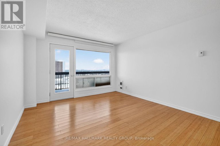 29326115/1408-158c-mcarthur-avenue/vanier/ottawa/ontario/K1L8E7_17