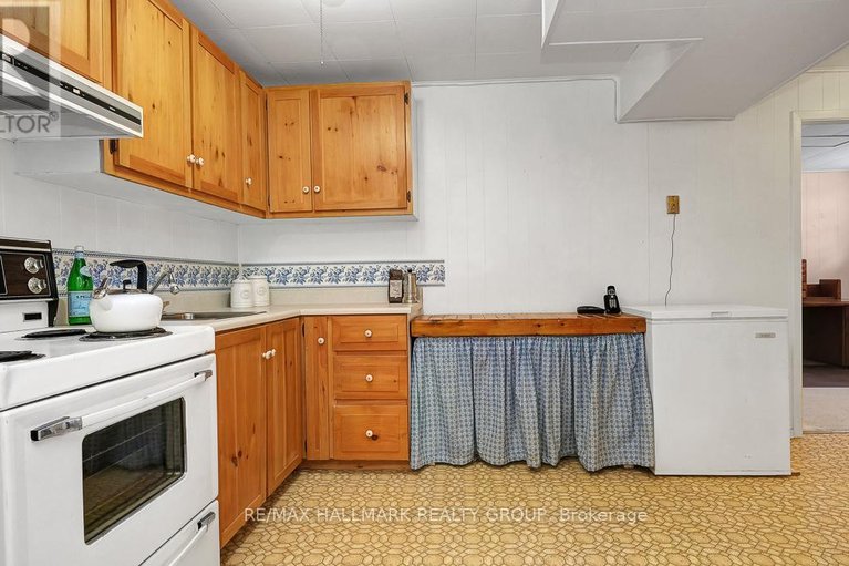 29514982/2185-bickerton-avenue/beacon-hill-north/ottawa/ontario/K1J6Y2_39