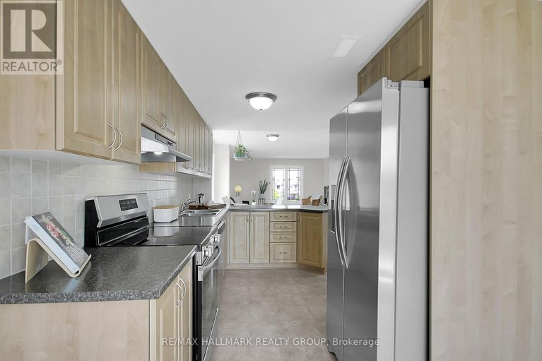 28386719/60-674b-chapman-mills-drive/strandherd/ottawa/ontario/K2J3V2_27