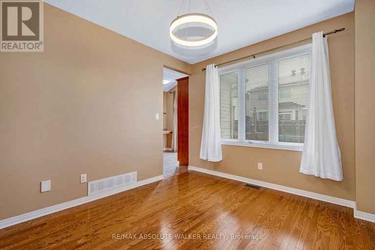 29164113/321-upcountry-drive/stittsville-south/ottawa/ontario/K2S2H6_7