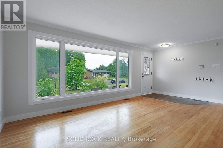 28538691/1135-maybank-street/parkway-park/ottawa/ontario/K2C2W7_5