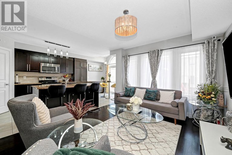 29396767/560-du-pin-rouge-way/mer-bleuebradley-estatesanderson-park/ottawa/ontario/K1W0C4_10