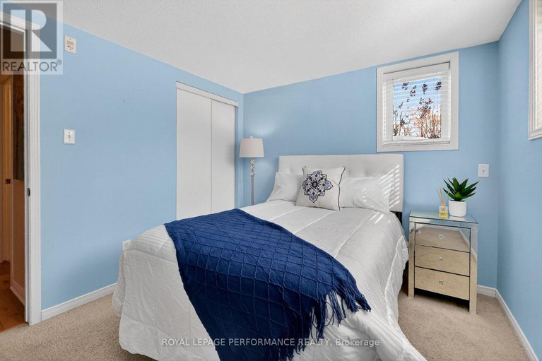 29415580/2-70-briargate-private/springridgeeast-village/ottawa/ontario/K4A0C3_36