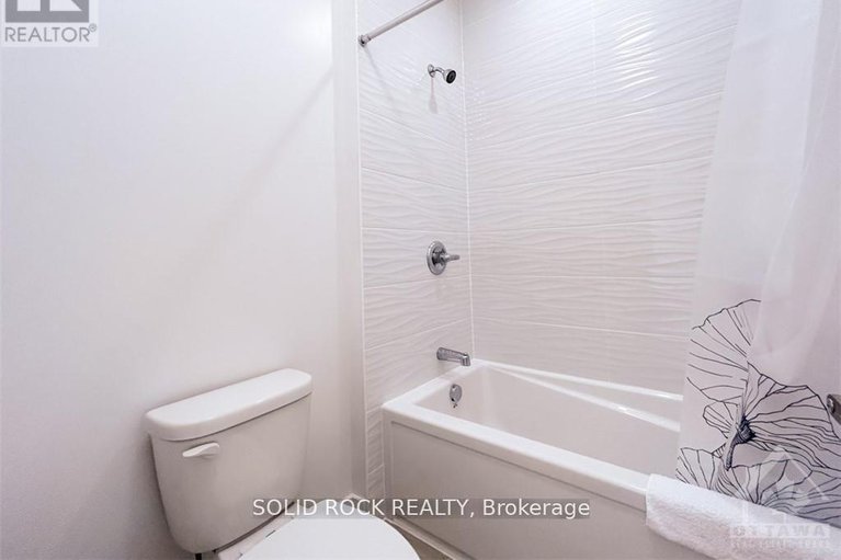 29326941/764-ovation-grove/leitrim/ottawa/ontario/K1T3X1_24