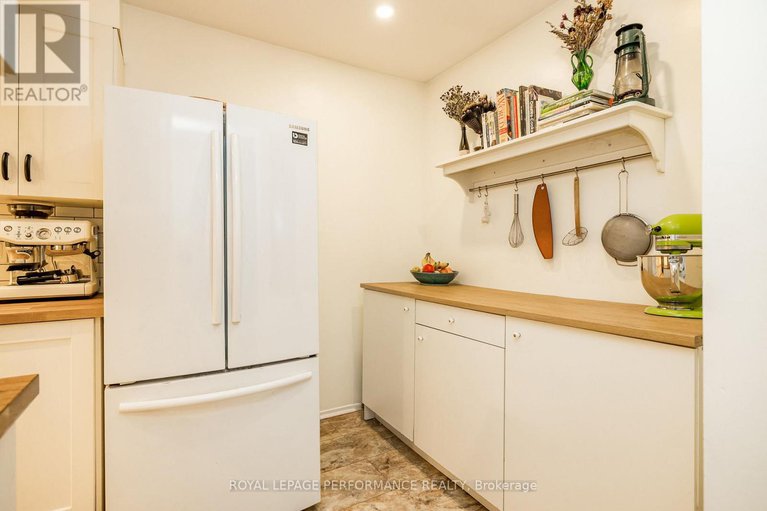 29148897/78-bujold-court/katimavik/ottawa/ontario/K2L3N8_15