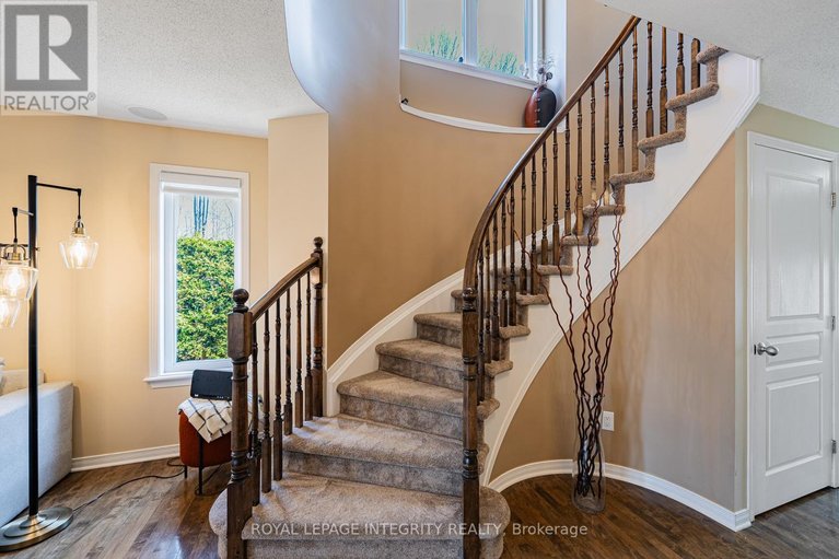 29581125/349-celtic-ridge-crescent/morgans-grantsouth-march/ottawa/ontario/K2W0B6_18