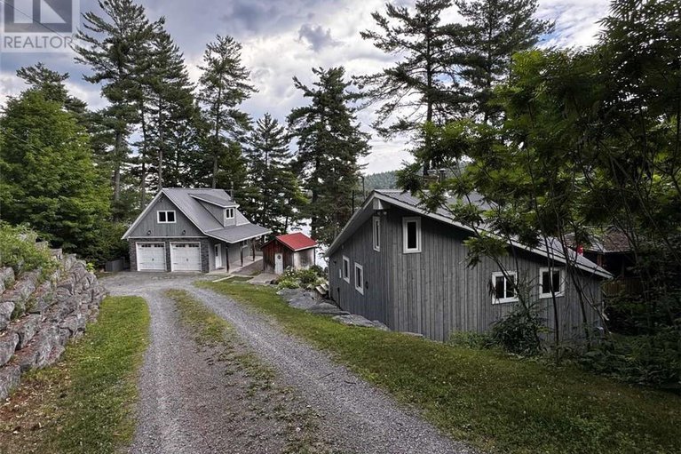 28654189/4-stackwall-lane/calabogie/ontario/K0J1H0_23
