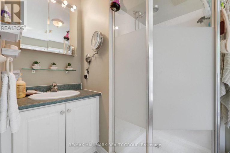28430481/184-old-pakenham-road/fitzroy/ottawa/ontario/K0A1X0_23