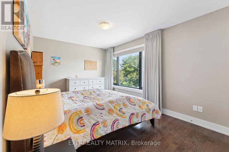29542227/97-queen-mary-street/overbrookcastle-heights/ottawa/ontario/K1K1X6_19