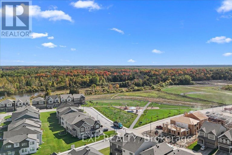 29202501/1020-charolais-place/goulbourn-twp-from-franktown-rdsouth-to-rideau/ottawa/ontario/K0A2Z0_4
