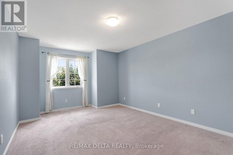 28584599/196-onyx-crescent/town-of-rockland/clarence-rockland/ontario/K4K0H5_27