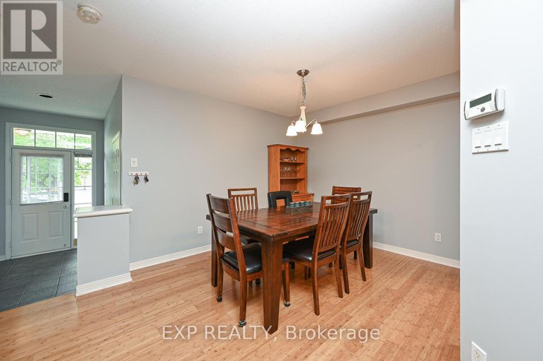 29255057/677-wildshore-crescent/riverside-southgloucester-glen/ottawa/ontario/K1V1Y1_18