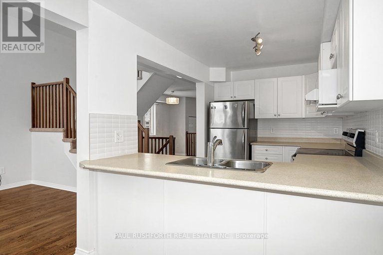 29220942/201-opus-street/emerald-meadowstrailwest/ottawa/ontario/K2S0J2_7