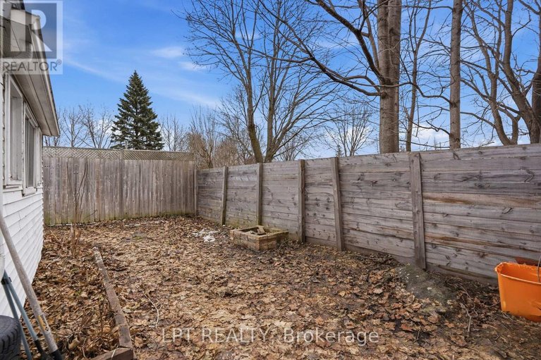 29572535/46-mill-street/vankleek-hill/champlain/ontario/K0B1R0_28