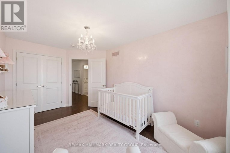 29648868/278-livery-street/emerald-meadowstrailwest/ottawa/ontario/K2V0S1_23