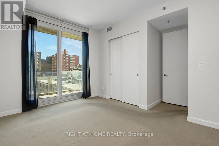 28772133/504-300-lisgar-street/ottawa-centre/ottawa/ontario/K2P0E2_26