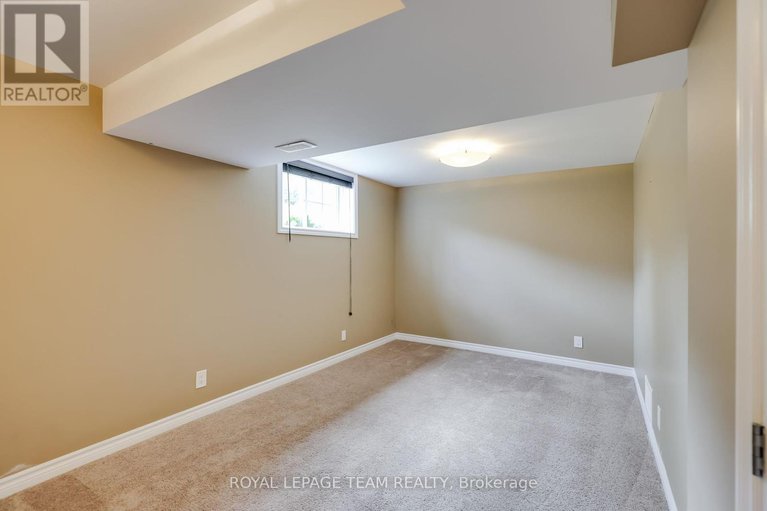 28790029/474-west-ridge-drive/stittsville-south/ottawa/ontario/K2S0L1_42