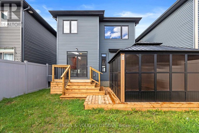 29090906/1047-hydrangea-avenue/riverside-southgloucester-glen/ottawa/ontario/K4M0L5_38