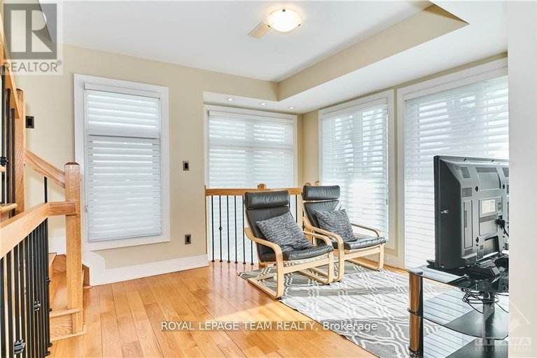 29679100/10-800-melwood-avenue/mckellar-heightsglabar-park/ottawa/ontario/K2A3C3_16
