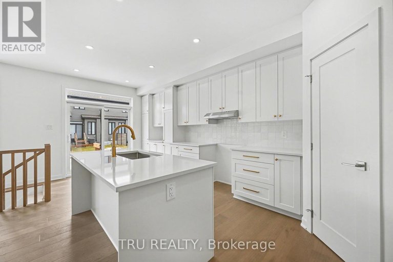 29596742/935-cologne-street/embrun/russell/ontario/K0A1W0_6