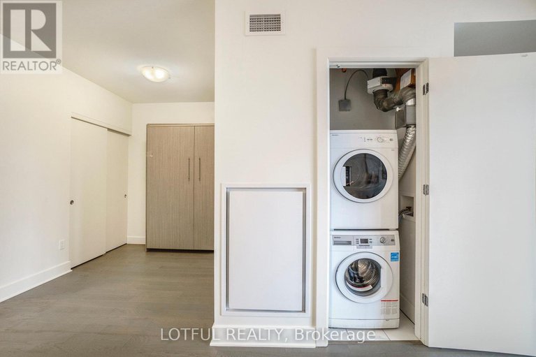 28576257/1206-255-bay-street/ottawa-centre/ottawa/ontario/K1R0C5_8