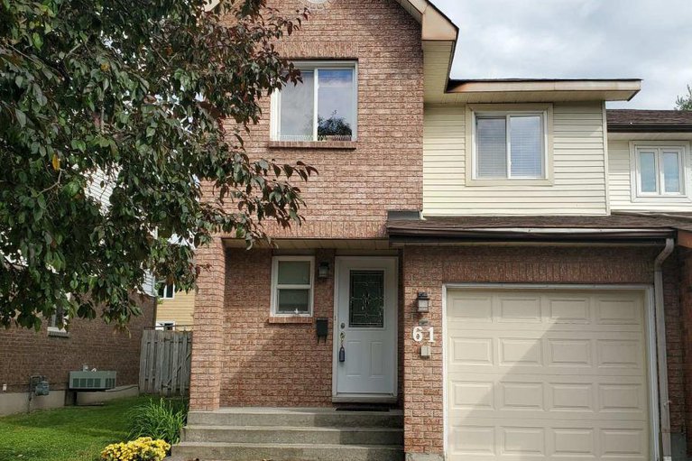 28591915/61-mcgibbon-drive-s/katimavik/ottawa/ontario/K2L4A6_1