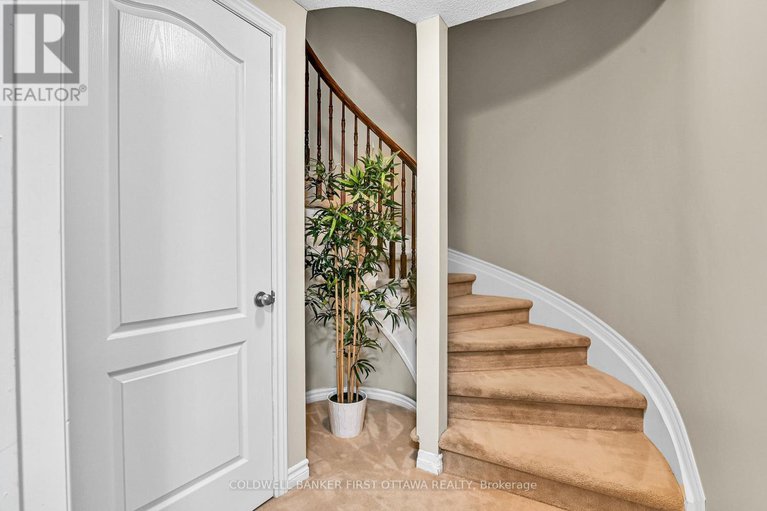 29066355/1878-montmere-avenue/notting-hillsummerside/ottawa/ontario/K4A0L7_26