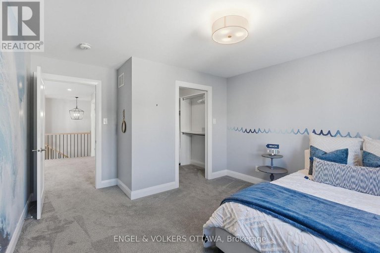 29245535/640-meadowridge-circle/carp/ottawa/ontario/K0A1L0_29