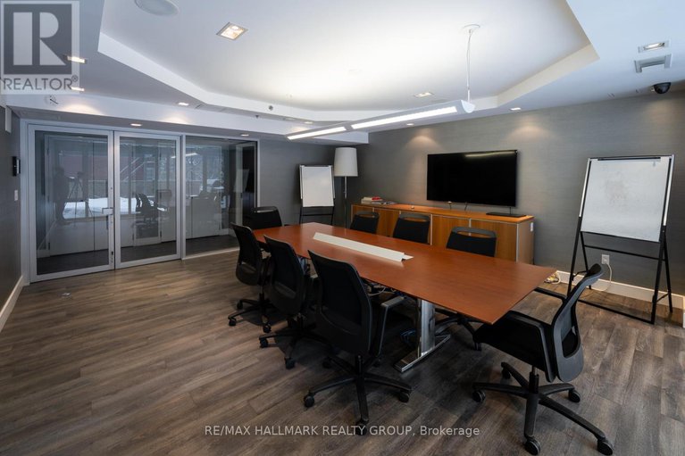 29312998/1111-300-lisgar-street/ottawa-centre/ottawa/ontario/K2P0E2_20