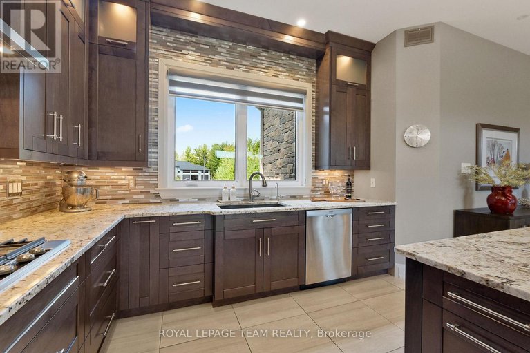 29340390/217-shamus-way/huntley-ward-south-west/ottawa/ontario/K0A1L0_11