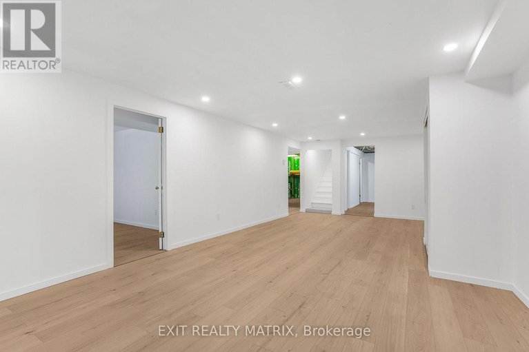 29164784/1261-golf-road/east-hawkesbury-twp/east-hawkesbury/ontario/K6A2R2_24