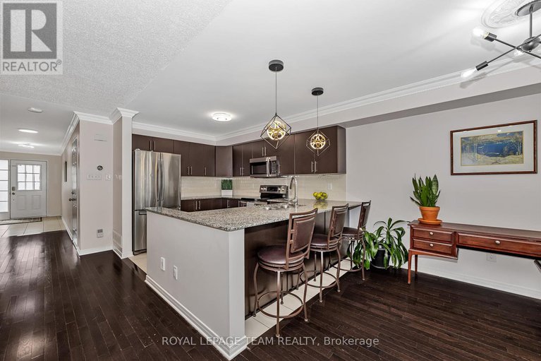 28967262/430-haresfield-court/riverside-southgloucester-glen/ottawa/ontario/K4M0B6_13