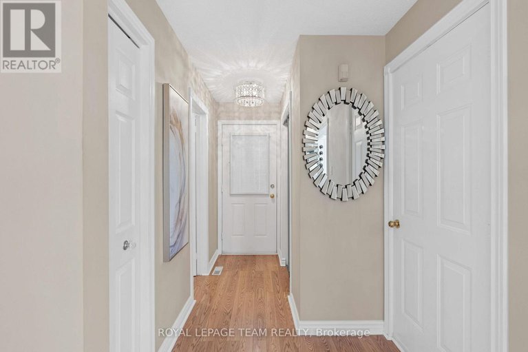 29026359/23-glacier-street/on-the-green/ottawa/ontario/K2J2M7_4