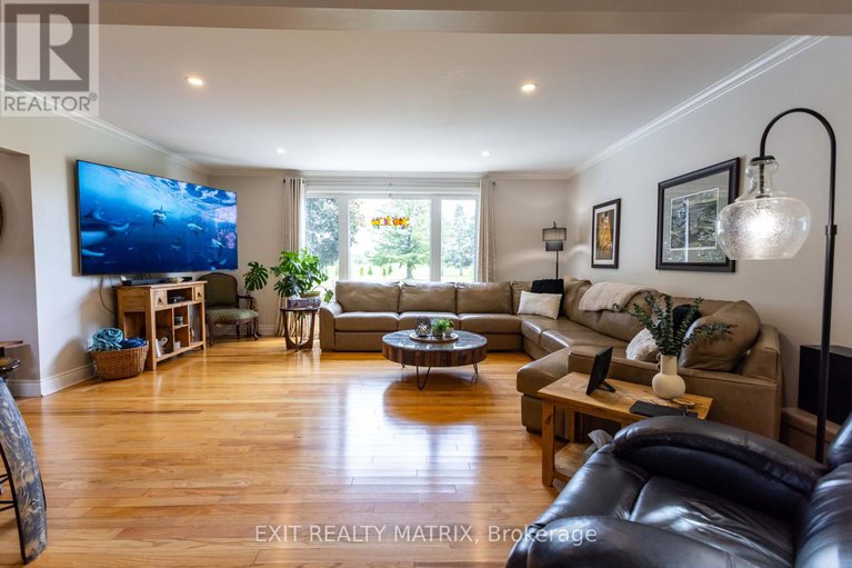 28169464/3172-8th-line-road/metcalfe/ottawa/ontario/K0A2P0_15