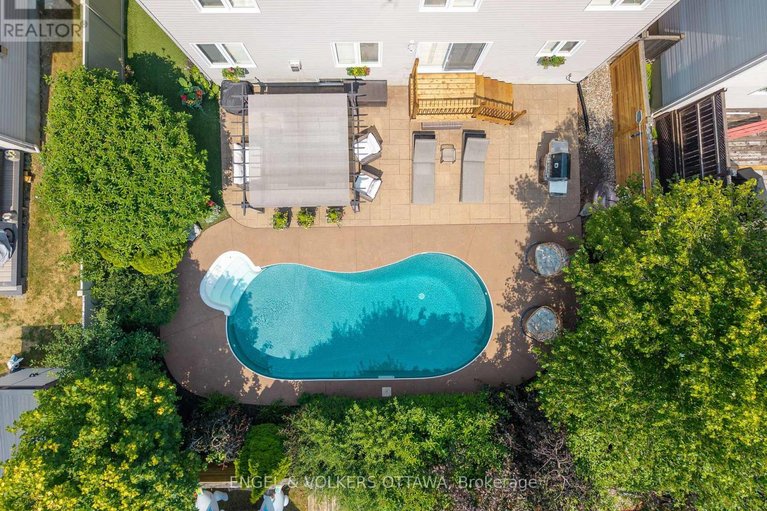 29512841/407-landswood-way/stittsville-south/ottawa/ontario/K2S0A3_44