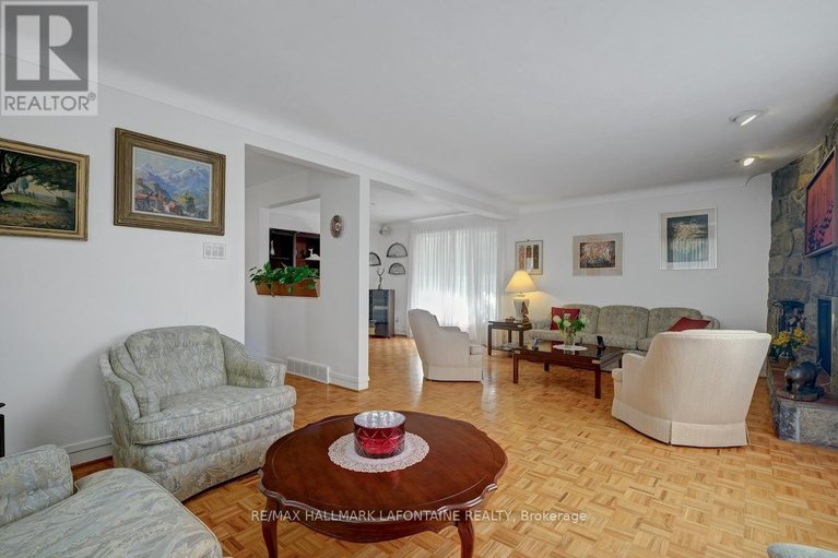 28797062/844-edgeworth-avenue/whitehaven/ottawa/ontario/K2B5L6_7