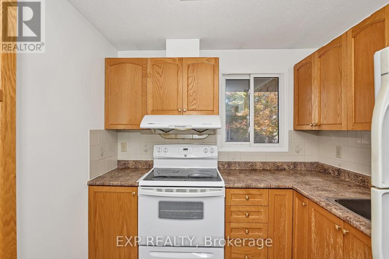 28992851/266-woodfield-drive/tanglewood/ottawa/ontario/K2G3W9_13