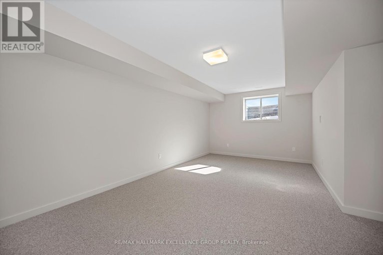 29400728/677-honeydew-street/riverside-southgloucester-glen/ottawa/ontario/K1X0K5_37