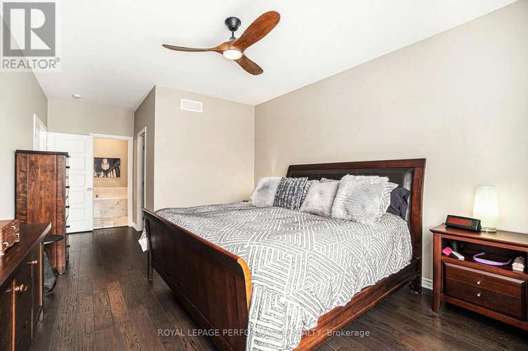 28336661/82-kayenta-street/remainder-of-stittsville-area/ottawa/ontario/K2S2K7_22