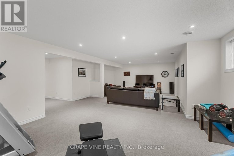 28623551/227-sunnyridge-crescent/emerald-meadowstrailwest/ottawa/ontario/K2M0H2_42