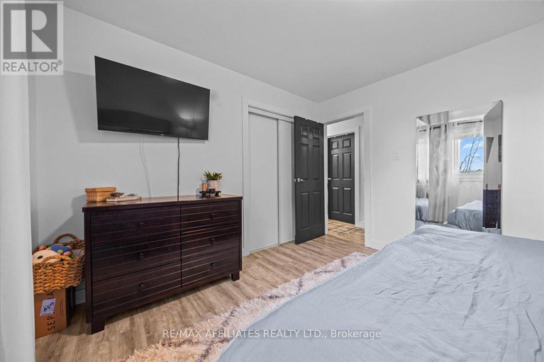 29086713/2462-dunning-road/cumberland-west/ottawa/ontario/K0A3E0_18