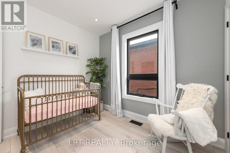 28269196/323-booth-street/west-centre-town/ottawa/ontario/K1R7K1_28