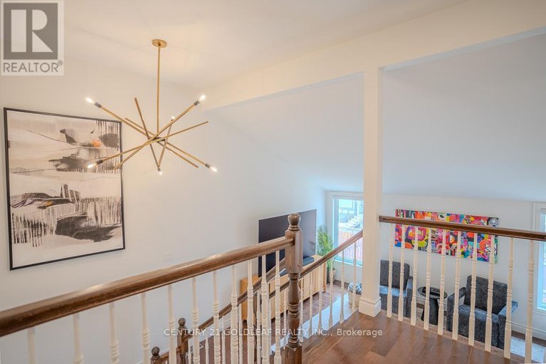 29669165/6-pemberton-crescent/manordale/ottawa/ontario/K2G4Y9_24